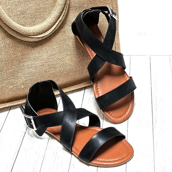 New Black Cross Straps Gladiator Flat Sandals - Picture 1 of 3